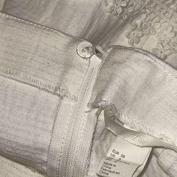 H&M Eyelet Crochet Mini Skirt Cream Off White Size 8 New - Picture 4 of 6